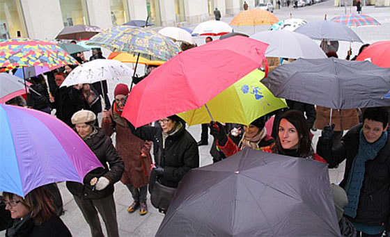 Bündnis 8. März, Rettungsschirm